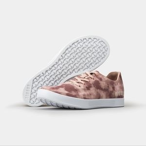 Nobull nwt women's canvas size 11